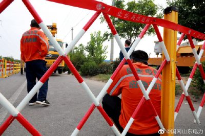 10千伏大戶線、10千伏南環(huán)線開展直線改耐張并加裝開關(guān)作業(yè)