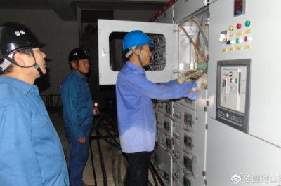 3天完成小區(qū)配套10千伏電纜敷設(shè)300米、環(huán)網(wǎng)柜5臺(tái)開關(guān)的接入工作