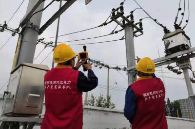 開(kāi)展“再巡一次線、再測(cè)一次溫”活動(dòng)，為高溫酷暑下“空調(diào)+WiFi”的千家萬(wàn)戶居民用電提供可靠電力供應(yīng)保證