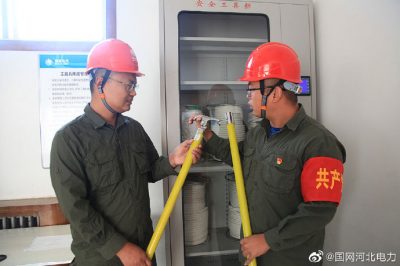 國(guó)慶保電前‘診斷’安全工器具 保安全！