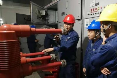 學(xué)校須定期進(jìn)行配電房維保防止電路老化