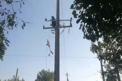 壽光市供電公司對(duì)邱家線進(jìn)行升級(jí)改造