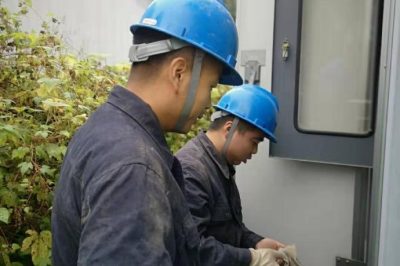 鄠邑區(qū)供電公司排除各類故障  力?？蛻艄╇? title=