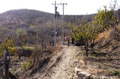 10千伏金礦線124號桿上安裝聯(lián)絡(luò)開關(guān)