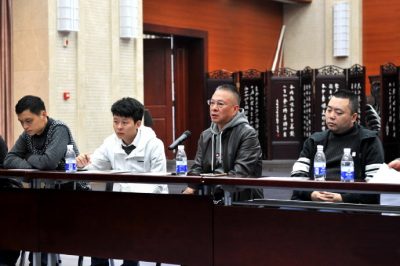 重慶市區(qū)供電公司優(yōu)化營(yíng)商環(huán)境客戶座談會(huì)