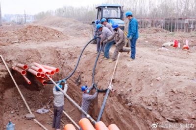 35千伏富新線線路改造現(xiàn)場(chǎng)