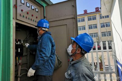 郭家店供電所服務(wù)人員走訪轄區(qū)中小學校