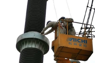 做避雷器試驗(yàn)，護(hù)大電網(wǎng)安全