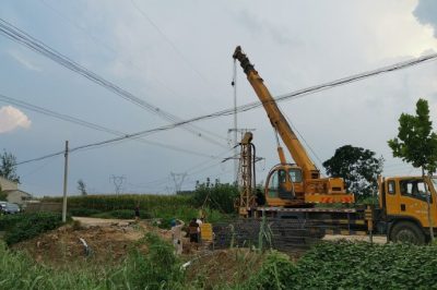 運(yùn)維站500千伏青洋變電站值班員對站內(nèi)設(shè)備開展全面巡視