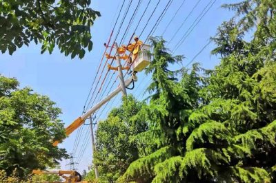 對10千伏城關(guān)線進行帶電消缺