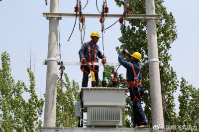 對轄區(qū)10千伏線路、配電臺區(qū)設(shè)備進行巡視消缺