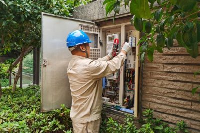 節(jié)前特巡保障臺區(qū)用戶可靠用電