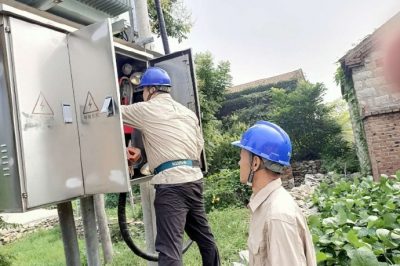 到西相村4號變，西相3號變進(jìn)行設(shè)備運(yùn)行隱患排查預(yù)控