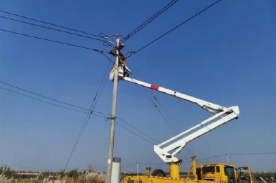 新上400千伏安變壓器進行帶電接火