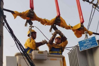 對(duì)6千伏杜村641線路杏園6臺(tái)區(qū)更換跌落熔斷器