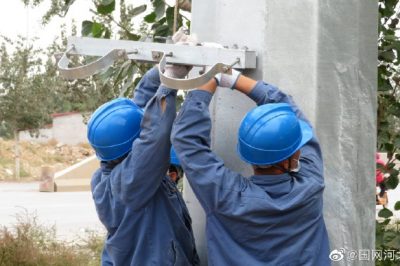 為110千伏淮鎮(zhèn)變電站10千伏新建線路組裝鋼桿