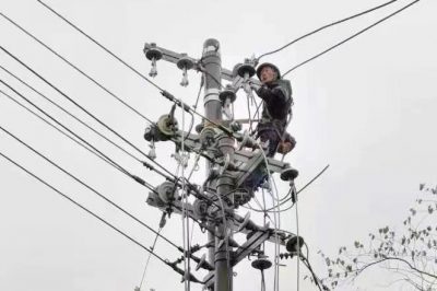 對(duì)鎮(zhèn)湖街道馬山村郁舍配變進(jìn)行農(nóng)網(wǎng)改造