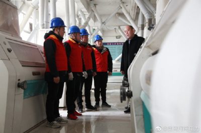 到臺前宏達(dá)面業(yè)有限公司開展電力志愿服務(wù)活動